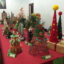 EXPOSIÇÃO DE ÁRVORES DE NATAL NO SALÃO NOBRE DOS PAÇOS DO CONCELHO