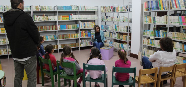 MUNICÍPIO DE VELAS PROMOVE MAIS UMA ATIVIDADE BIBLIOTECA DINÂMICA