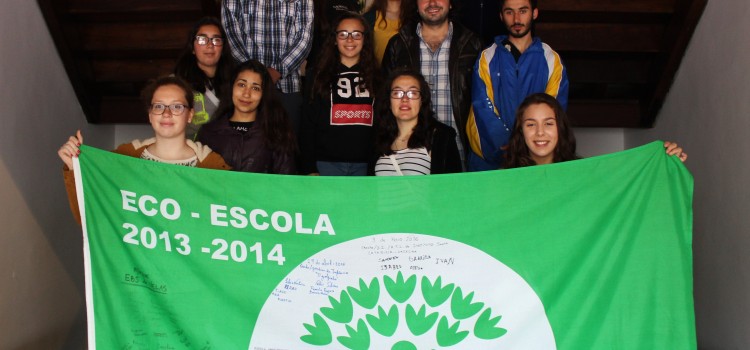 MUNICÍPIO DE VELAS RECEBE CONTRIBUTO DOS ALUNOS DA EBS DE VELAS PARA A INICIATIVA “ROTA DOS 20” DO PROGRAMA ECO-ESCOLA