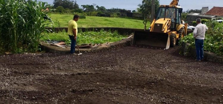 MUNICÍPIO DE VELAS REABILITA VIAS MUNICIPAIS