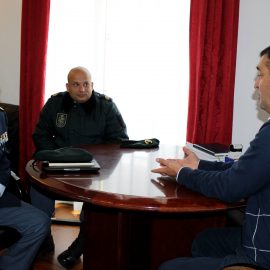 CORONEL SOARES DA COSTA DA GNR APRESENTA CUMPRIMENTOS AO MUNICÍPIO DE VELAS
