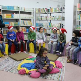 HORA DO CONTO DO MÊS DE DEZEMBRO COM ESPÍRITO NATALÍCIO