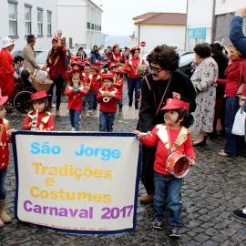 SANTA CASA DA MISERICÓRDIA DAS VELAS REALIZA ATIVIDADES DE CARNAVAL NA PRAÇA VELHA