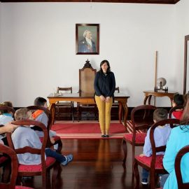 ALUNOS DO JARDIM DE INFÂNCIA DA SANTA CASA DA MISERICÓRDIA VISITAM EDIFÍCIO DOS PAÇOS DO CONCELHO