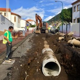 MUNICÍPIO REALIZA OBRAS EM REDE ÁGUAS PLUVIAIS