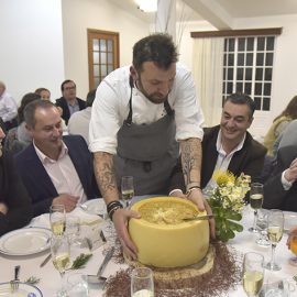 PRESIDENTE DO MUNICÍPIO DE VELAS MARCA PRESENÇA NO EVENTO “ENCONTRO COM A GASTRONOMIA“