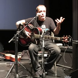 CONCERTO COM LUÍS BETTENCOURT “NO MEU QUARTO” NO AUDITÓRIO MUNICIPAL DE VELAS