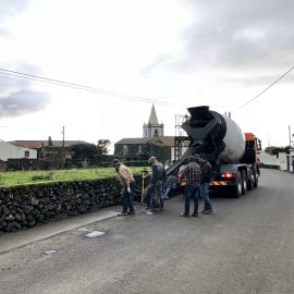MANUTENÇÃO DE VIAS MUNICIPAIS EM STº AMARO 