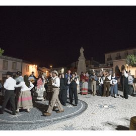 ANIMAÇÃO DE RUA COM O GRUPO ETNOGRÁFICO DA BEIRA