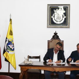 MUNICÍPIO DE VELAS ASSINA PROTOCOLO COM A ASSOCIAÇÃO HUMANITÁRIA DOS BOMBEIROS VOLUNTÁRIOS DE VELAS