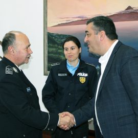 LUIS SILVEIRA RECEBE NOVO COMANDANTE REGIONAL DA PSP NOS PAÇOS DO MUNICÍPIO