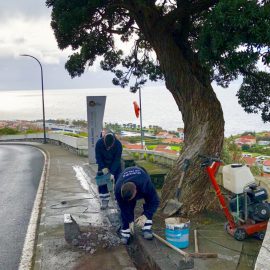 ILUMINAÇÃO DA PLACA DE BOAS VINDAS A “Velas, Capital do Queijo”