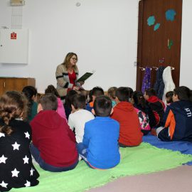 HORA DO CONTO NA BIBLIOTECA MUNICIPAL