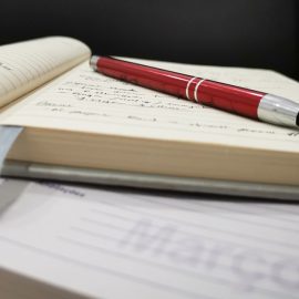 ASSINALA-SE HOJE O DIA NACIONAL DO ESTUDANTE