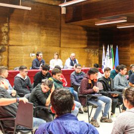ESCOLA PROFISSIONAL PARTICIPA NA SESSÃO “PARLAMENTO DOS JOVENS”