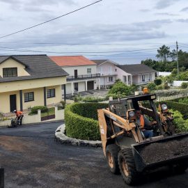 PAVIMENTAÇÃO DE ARRUAMENTO NA BOA-HORA/ QUEIMADA