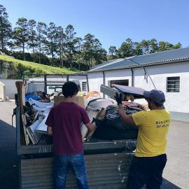 RECOLHA DE RESÍDUOS/ MONSTROS