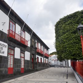VELAS COM ORÇAMENTO PARA 2021 A PENSAR NAS FAMÍLIAS, EMPRESAS E INSTITUIÇÕES