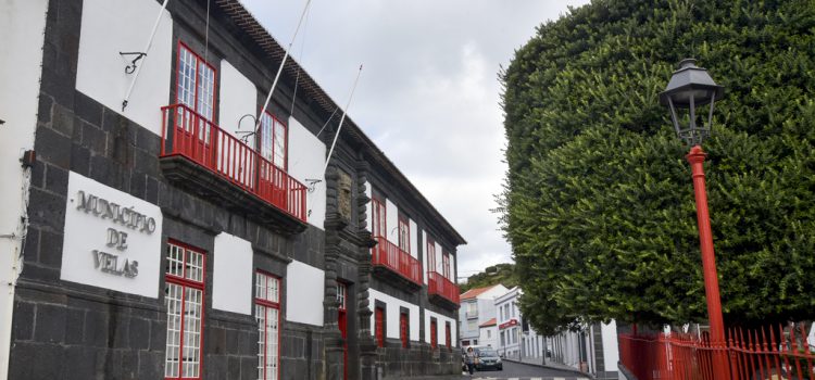 VELAS COM ORÇAMENTO PARA 2021 A PENSAR NAS FAMÍLIAS, EMPRESAS E INSTITUIÇÕES