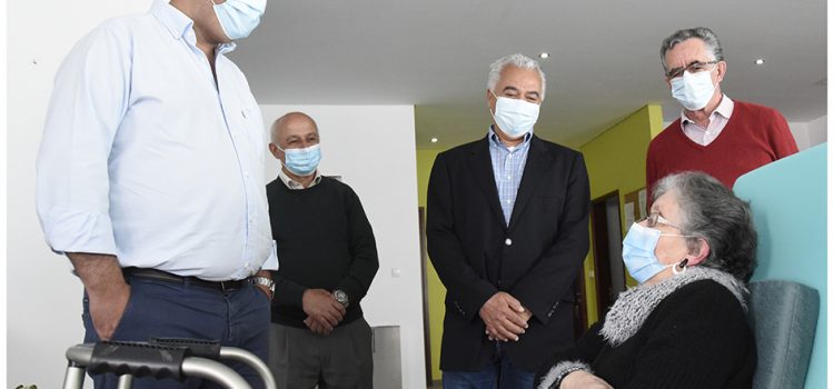 LUIS SILVEIRA NA INAUGURAÇÃO DAS OBRAS DE AMPLIAÇÃO DO CENTRO DE DIA DA CASA DE REPOUSO JOÃO INÁCIO DE SOUSA