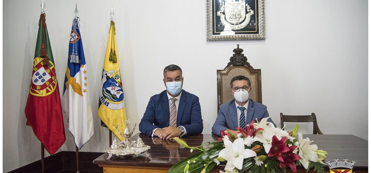 PRESIDENTE DA ALRAA RECEBIDO NO EDIFÍCIO PAÇOS DO CONCELHO