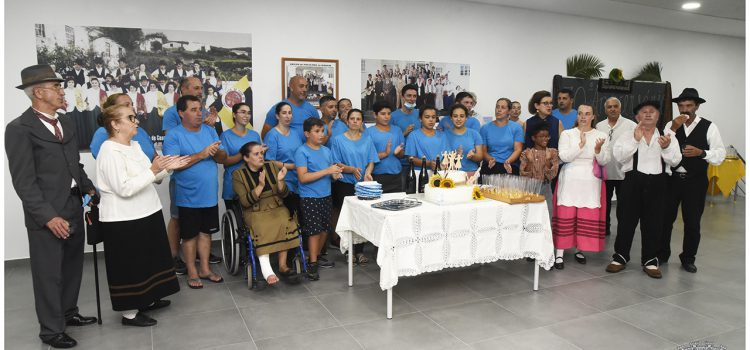 PRESIDENTE DO MUNICÍPIO PRESENTE NO 30º ANIVERSÁRIO DO GRUPO DE FOLCLORE DOS ROSAIS