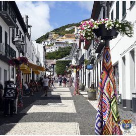 EXPOSIÇÃO DE MANTAS NA RUA DIREITA 
