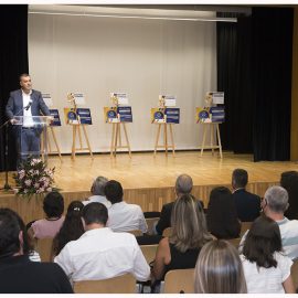 ENTREGA DE BOLSAS DE MÉRITO A ALUNOS DO CONCELHO DE VELAS