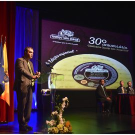 CONFRARIA DO QUEIJO DE SÃO JORGE ASSINALA 30º ANIVERSÁRIO