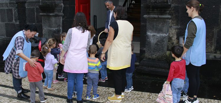 PÃO POR DEUS NAS VELAS