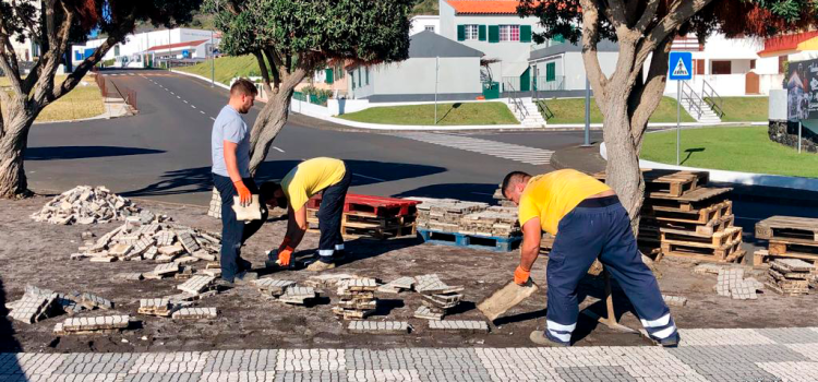 OBRA DE REABILITAÇÃO NA AV. DA CONCEIÇÃO
