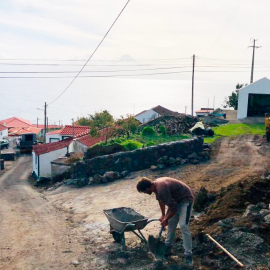 OBRAS NO CAMINHO DA RIBEIRA NA FREGUESIA DAS MANADAS