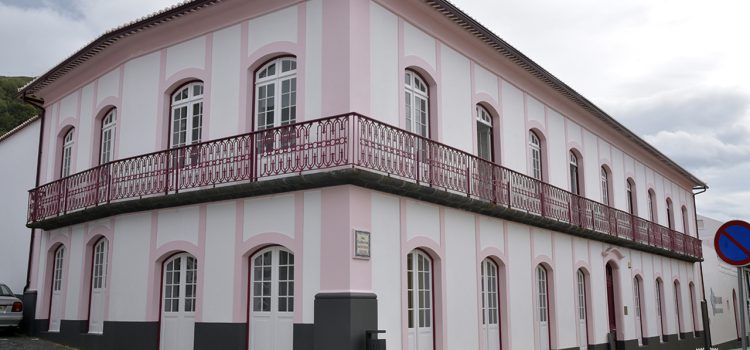 CONHEÇA O CONCELHO DE “VELAS, CAPITAL DO QUEIJO” PELAS SUAS “GENTES” CONHEÇA O CONCELHO DE “VELAS, CAPITAL DO QUEIJO” PELAS SUAS “GENTES”