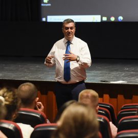 VELAS RECEBE DIA DA DEFESA NACIONAL