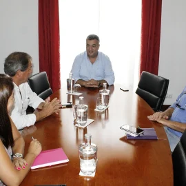 LUÍS SILVEIRA RECEBE REPRESENTANTE DA INICIATIVA LIBERAL NA ALRAA