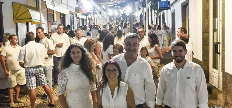 CENTRO HISTÓRICO DE VELAS ENCHEU PARA RECEBER A NOITE BRANCA