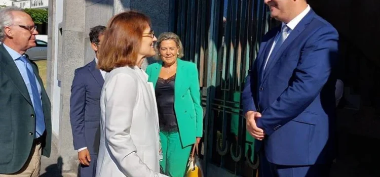 PRESIDENTE DO MUNICÍPIO ACOMPANHOU MINISTRA DA JUSTIÇA NA SUA RECENTE VISITA À ILHA DE SÃO JORGE