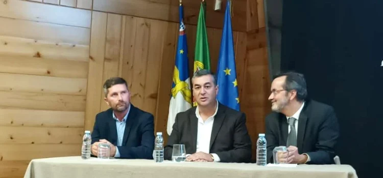 LUÍS SILVEIRA PRESENTE NA SESSÃO ALUSIVA À PRESENÇA AÇORIANA NO SUL DO BRASIL