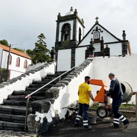 MUNICÍPIO APOIA COMISSÃO DA IGREJA DE SANTA BÁRBARA