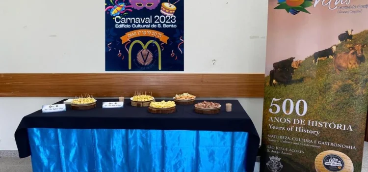 VELAS MARCA PRESENÇA NO CARNAVAL DA TERCEIRA