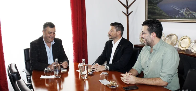LUÍS SILVEIRA RECEBE O NOVO PRESIDENTE DO SRPCBA