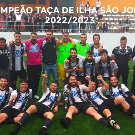 PRESIDENTE DO MUNICÍPIO ENTREGA TROFÉU AO CAMPEÃO DA TAÇA ILHA DE SÃO JORGE