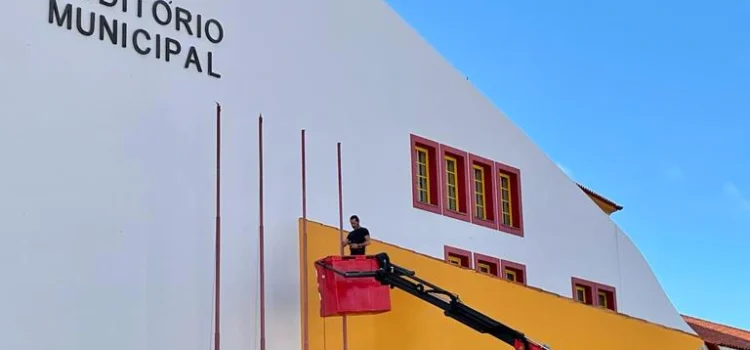 MANUTENÇÃO DO AUDITÓRIO MUNICIPAL