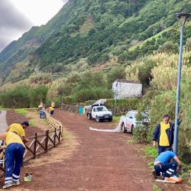 COLOCAÇÃO DE LUMINÁRIAS EM LED DE SISTEMA SOLAR NA FAJÃ DE JOÃO DIAS