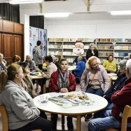 BIBLIOTECA MUNICIPAL RECEBEU INICIATIVA “LIVROS COM CHÁ”