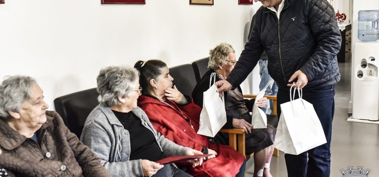 ENTREGA DE LEMBRANÇAS DE NATAL AOS UTENTES DAS IPSS DO CONCELHO