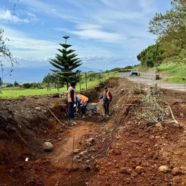 CONSTRUÇÃO DE CANAL PARA ÁGUAS PLUVIAIS