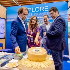 “VELAS, CAPITAL DO QUEIJO” EM PROMOÇÃO NO PORTO SANTO – MADEIRA