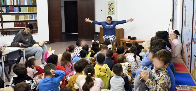 BIBLIOTECA MUNICIPAL ASSINALOU A MISSÃO PIJAMA 2025 BIBLIOTECA MUNICIPAL ASSINALOU A MISSÃO PIJAMA 2025