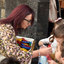 TRADIÇÃO DO PÃO POR DEUS CUMPRE-SE NAS VELAS TRADIÇÃO DO PÃO POR DEUS CUMPRE-SE NAS VELAS